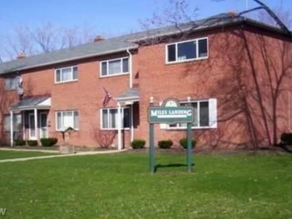 4935 Caroline Dr APT 6, Warrensville Heights, OH 44128