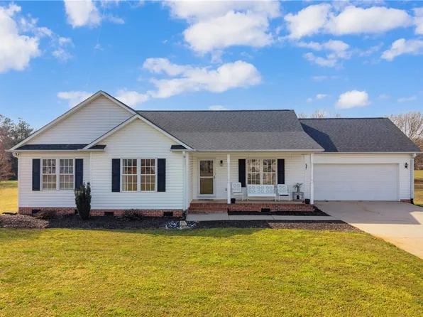 105 Sunny Hill Ln, Anderson, SC 29626