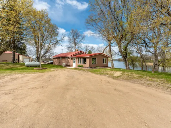 601 Main St N, Underwood, MN 56586