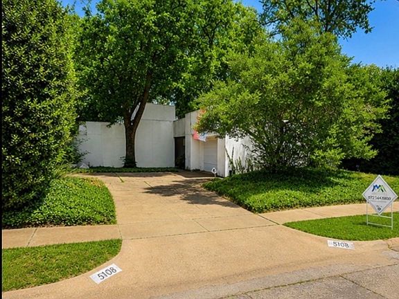 2nd image of 5108 Maple Springs Blvd