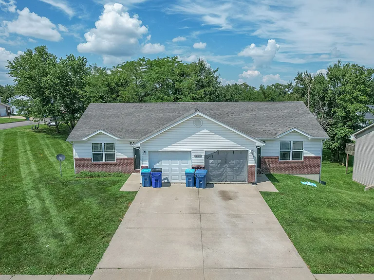 901 Ashley Dr #A — Photo 2