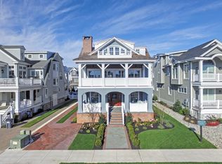 35 24th St E, Avalon, NJ 08202