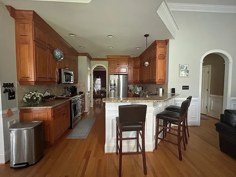 4605 Badger Springs Rd — Photo 2