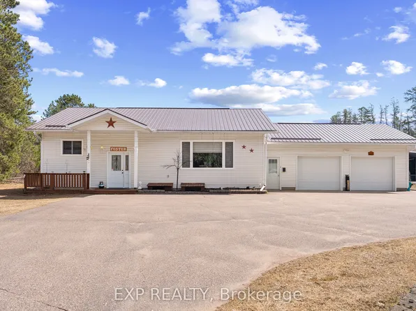 39790 AA Combermere Rd, Madawaska Valley, ON K0J 1B0
