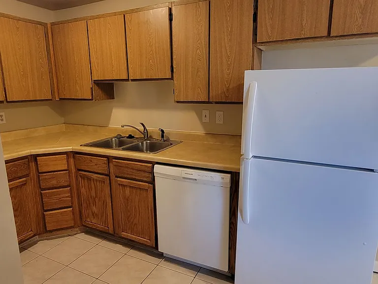 4642 S Arlington Park Dr — Photo 7