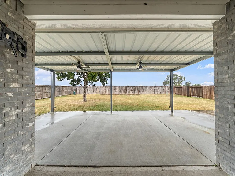 1524 N Blue Bonnet Ln — Photo 41