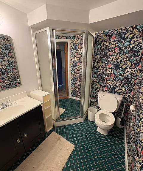 213 W Summit St — Photo 15