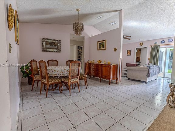 4th image of 14452 SW 115th St