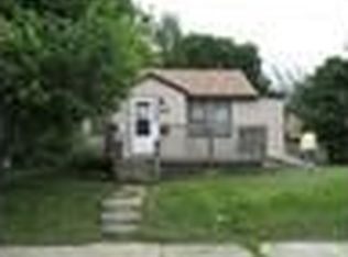 110 24th St SW, Mason City, IA 50401