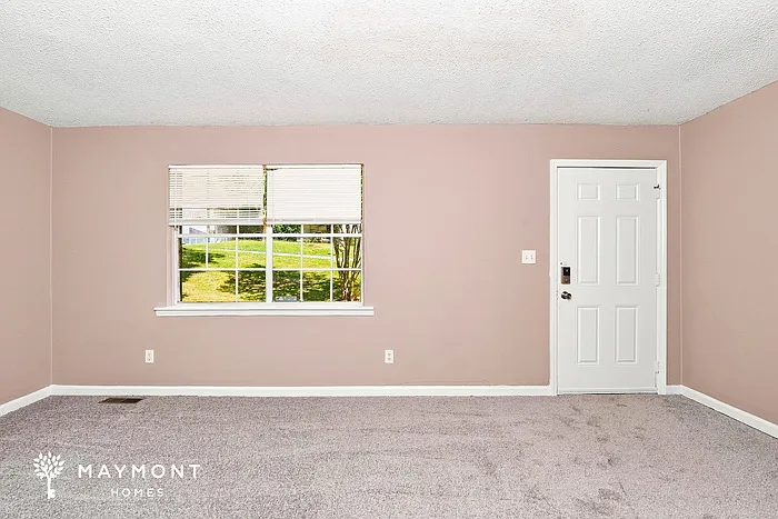 3 bed, 2.0 bath, 1637 sqft, $1,495 — Photo 4