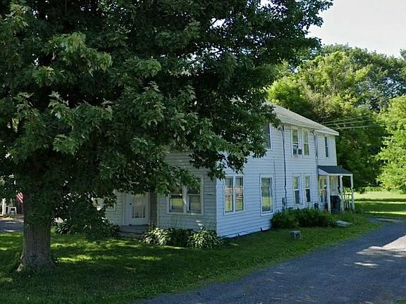 3rd image of 5765 Crabtree Ln