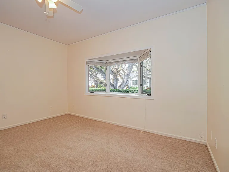 131 Peppertree Dr #21 — Photo 23
