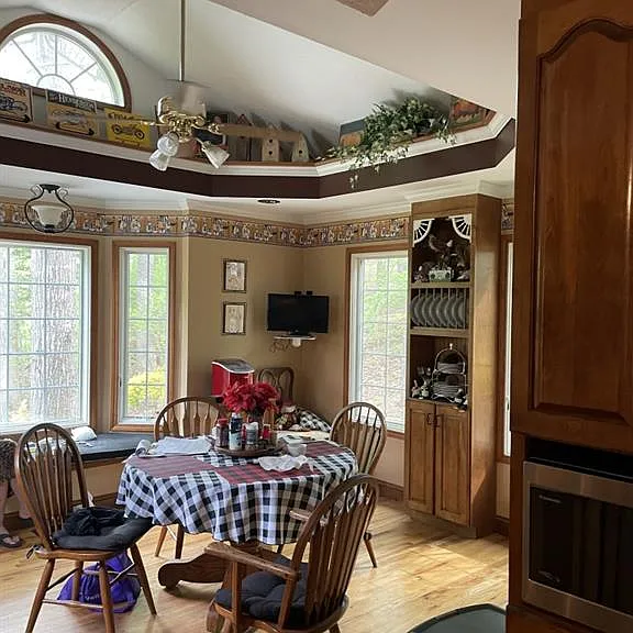 3666 Lakewood Ct #B — Photo 12