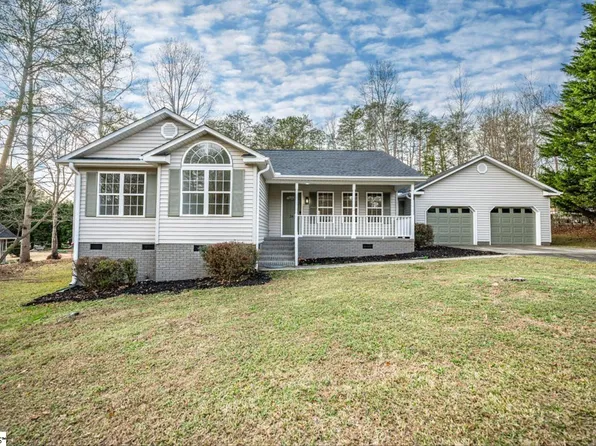 26 Starview Rd, Travelers Rest, SC 29690