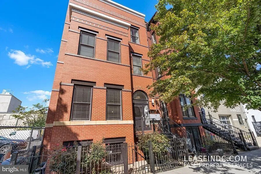 907 N St NW #B1