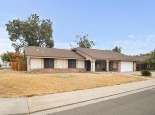 1901 Columbard Way, Modesto, CA 95351