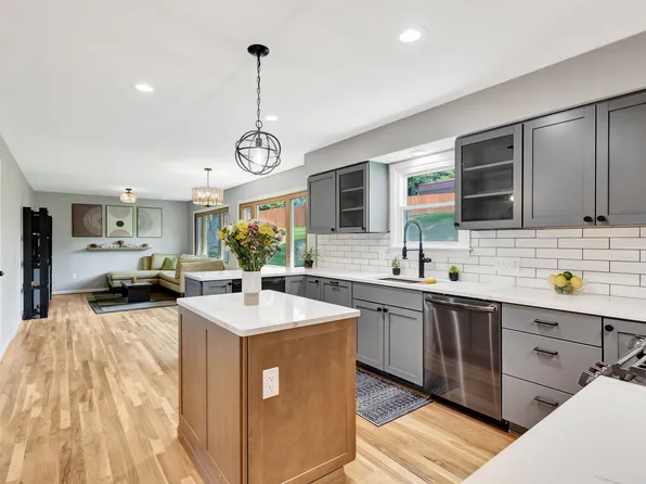 6624 Hitching Post Ln, Cincinnati, OH 45230