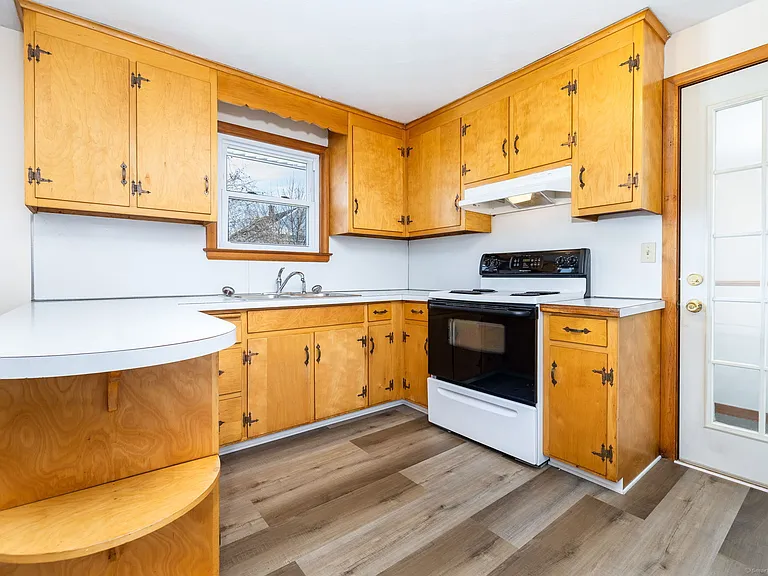 125 Overlook Ave #2 — Photo 11
