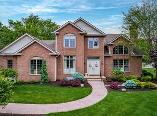 1955 Wendover Cir NE, North Canton, OH 44720
