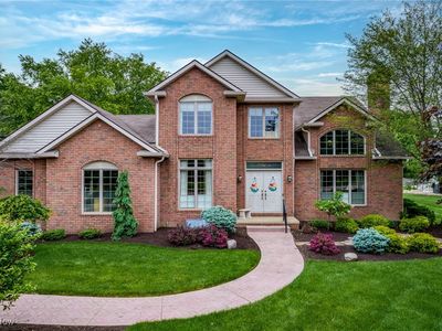 1955 Wendover Cir NE, North Canton, OH, 44720