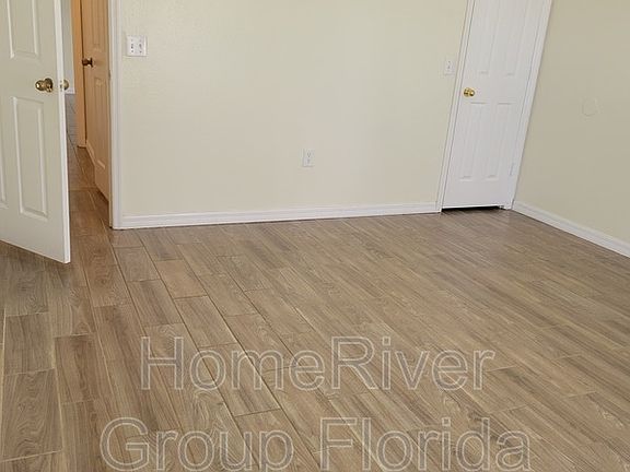 4th image of 107 Wheatfield Cir