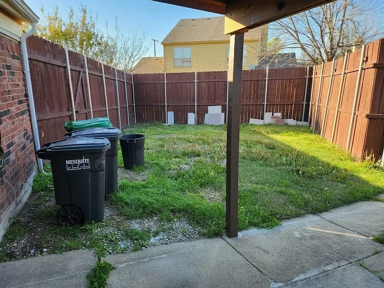 822 Colchester Dr — Photo 13