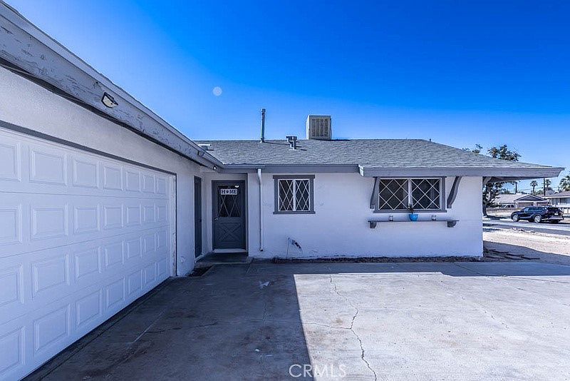 1st image of 15713 Gazelle St