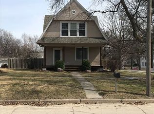 1208 N Beech St, Wahoo, NE 68066