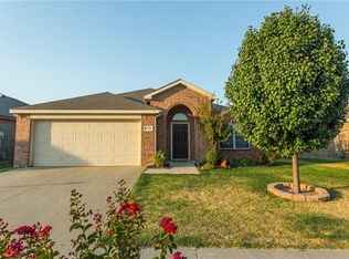 8129 Tierra Del Sol Rd, Arlington, TX 76002