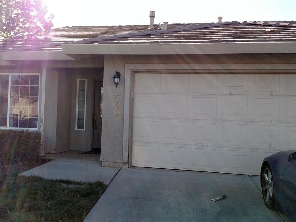 1st image of 1120 Courtyard Dr