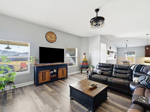2nd image of 2629 ROYAL POINTE Drive