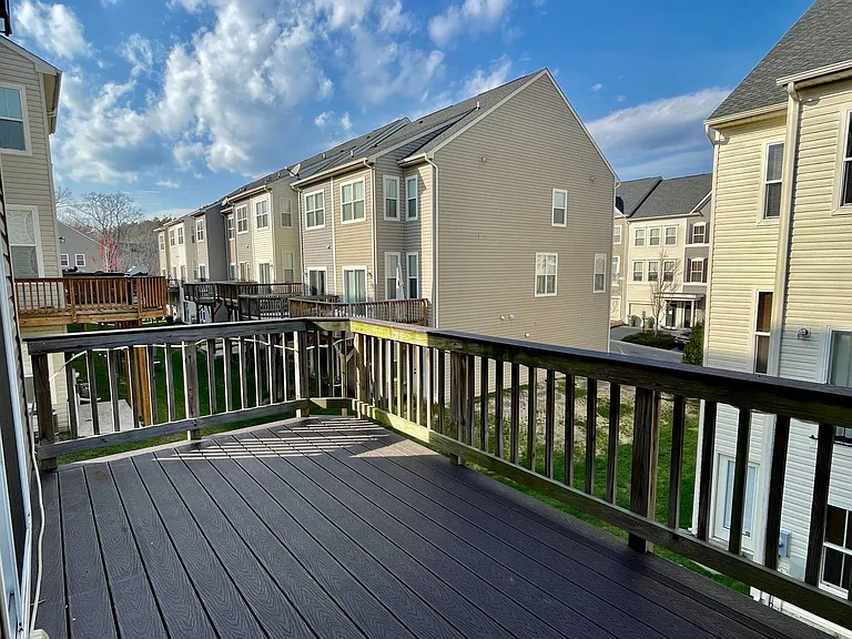 201 Woodstream Cir — Photo 21