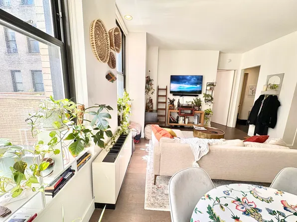 25 Broad Street image 13 of 27