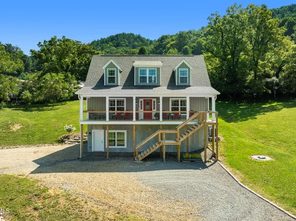 306 Silver Oaks Trl, Butler, TN 37640