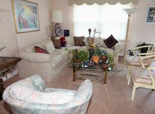 2752 Wilshire Ln, Northbrook, IL