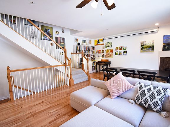 3rd image of 413 S Kenilworth Ave APT 2