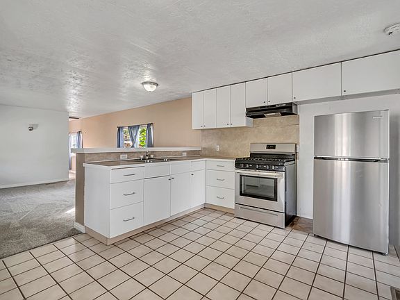 2nd image of 6954 S Flamingo Way