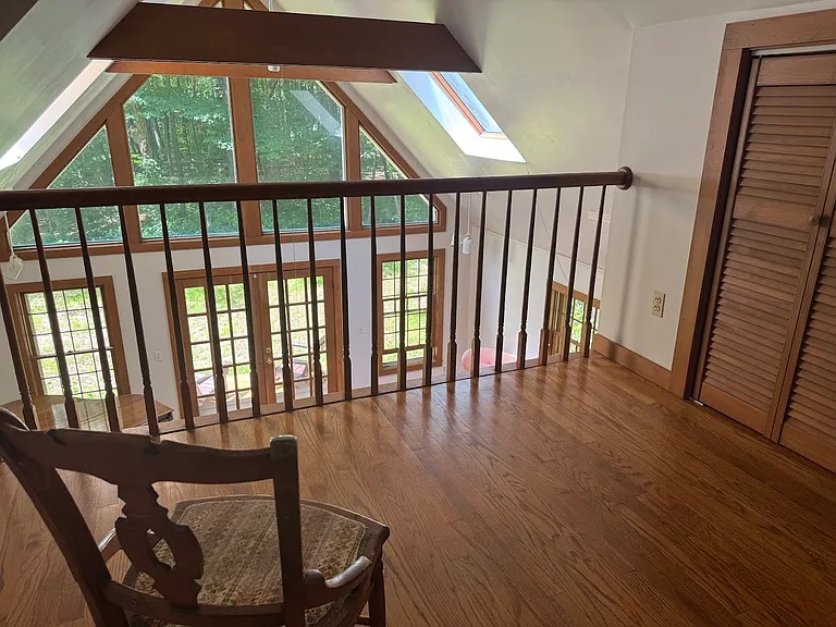 32 Revere Rd — Photo 5