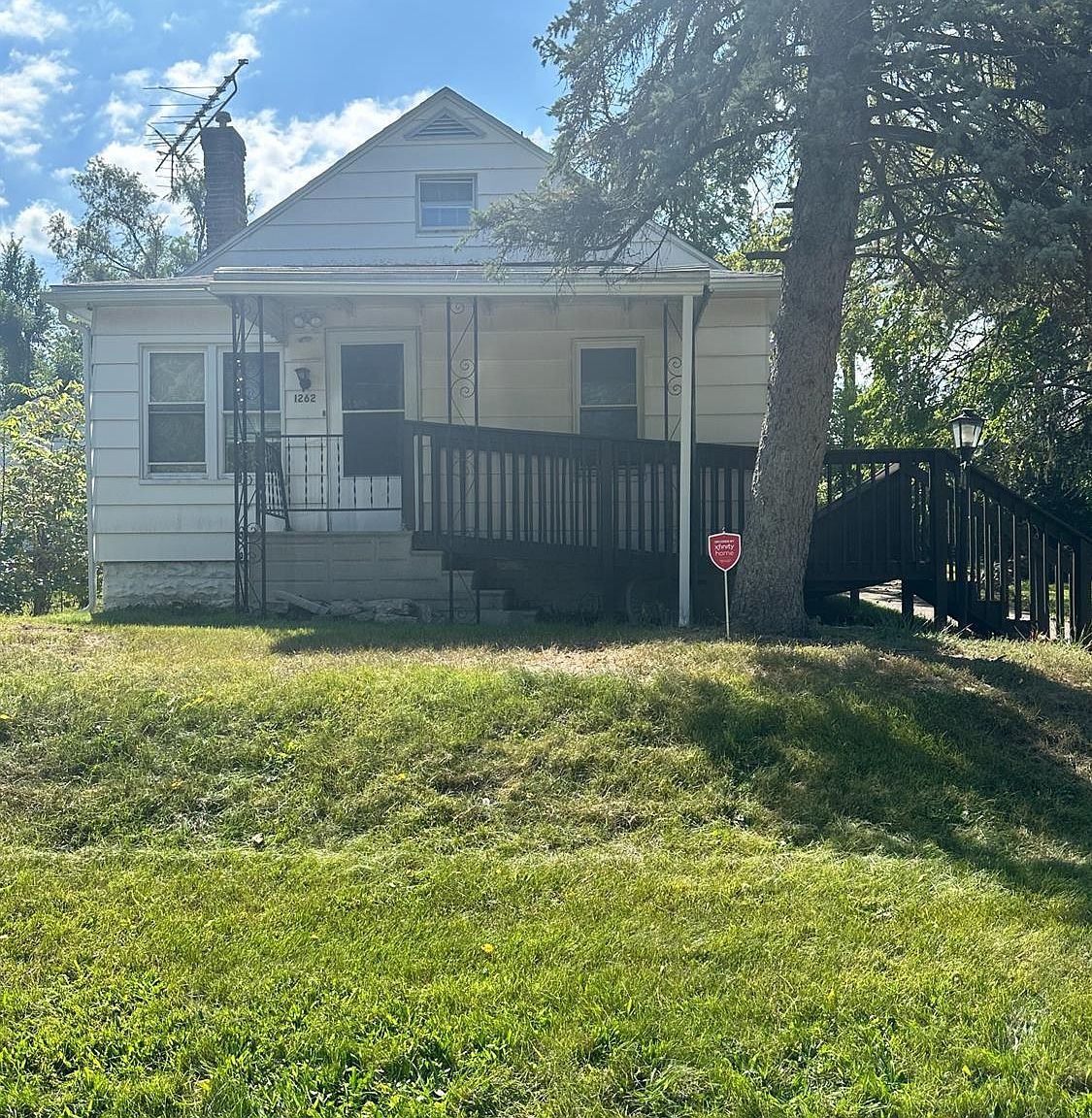 1262 Davis St, Ypsilanti, MI 48198 | Zillow