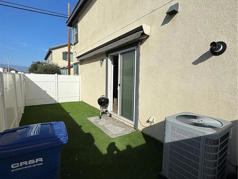 501 Villa Way — Photo 36
