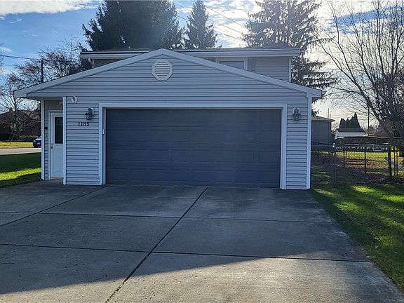 2nd image of 1185 Mineral Springs Rd