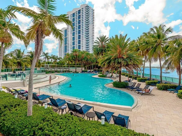 1500 Bay Rd, Miami Beach, FL