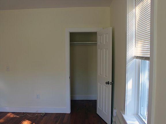 4th image of 64 Greylock Ave Fl 1ST