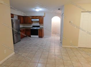 3713 Schleif Ln, Dover, FL 33527