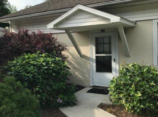 2160 Chipperfield Dr #102, East Stroudsburg, PA 18301