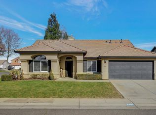 2400 Matthew Ln, Escalon, CA