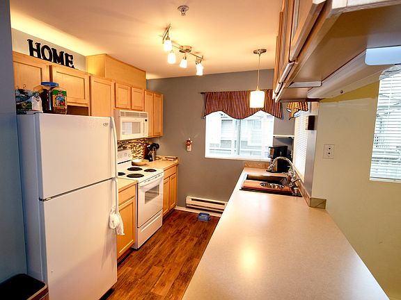 4th image of 6125 Isaac Ave SE Unit E15