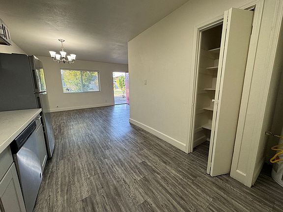 5th image of 1401 N 35th St #12