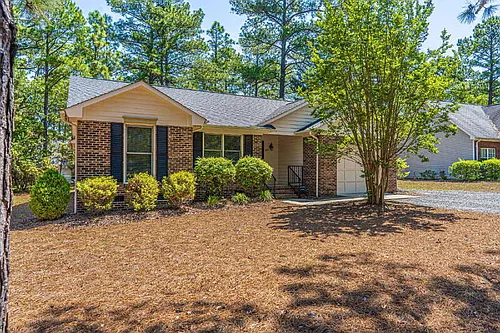 1355 Longleaf Dr E Photo 1