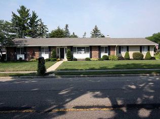 812 N Sunset Dr, Piqua, OH